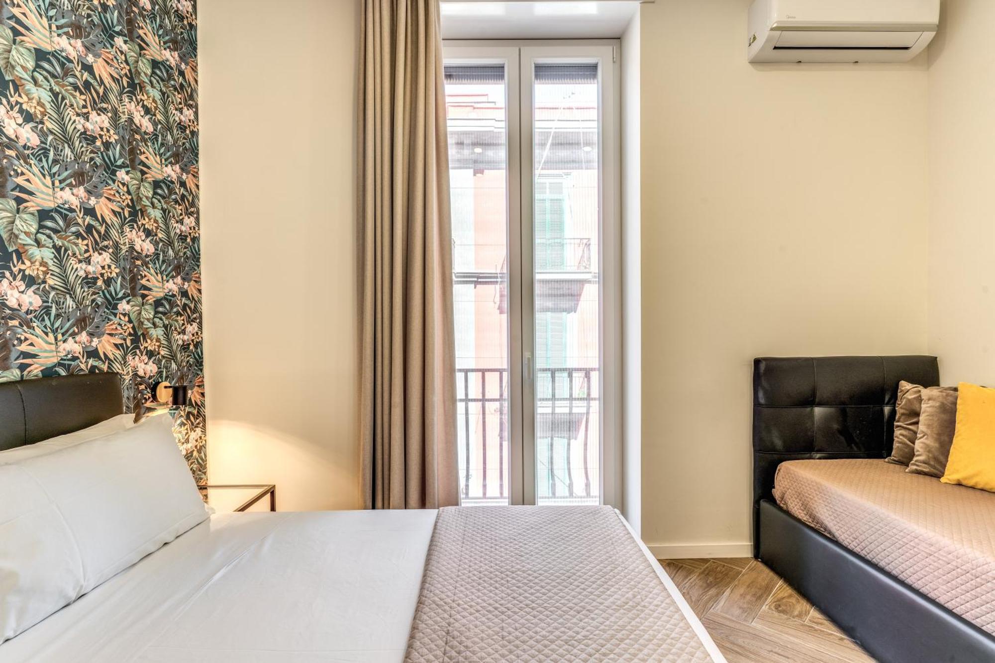 Gravina8 - Rooms In Наполи Екстериор снимка