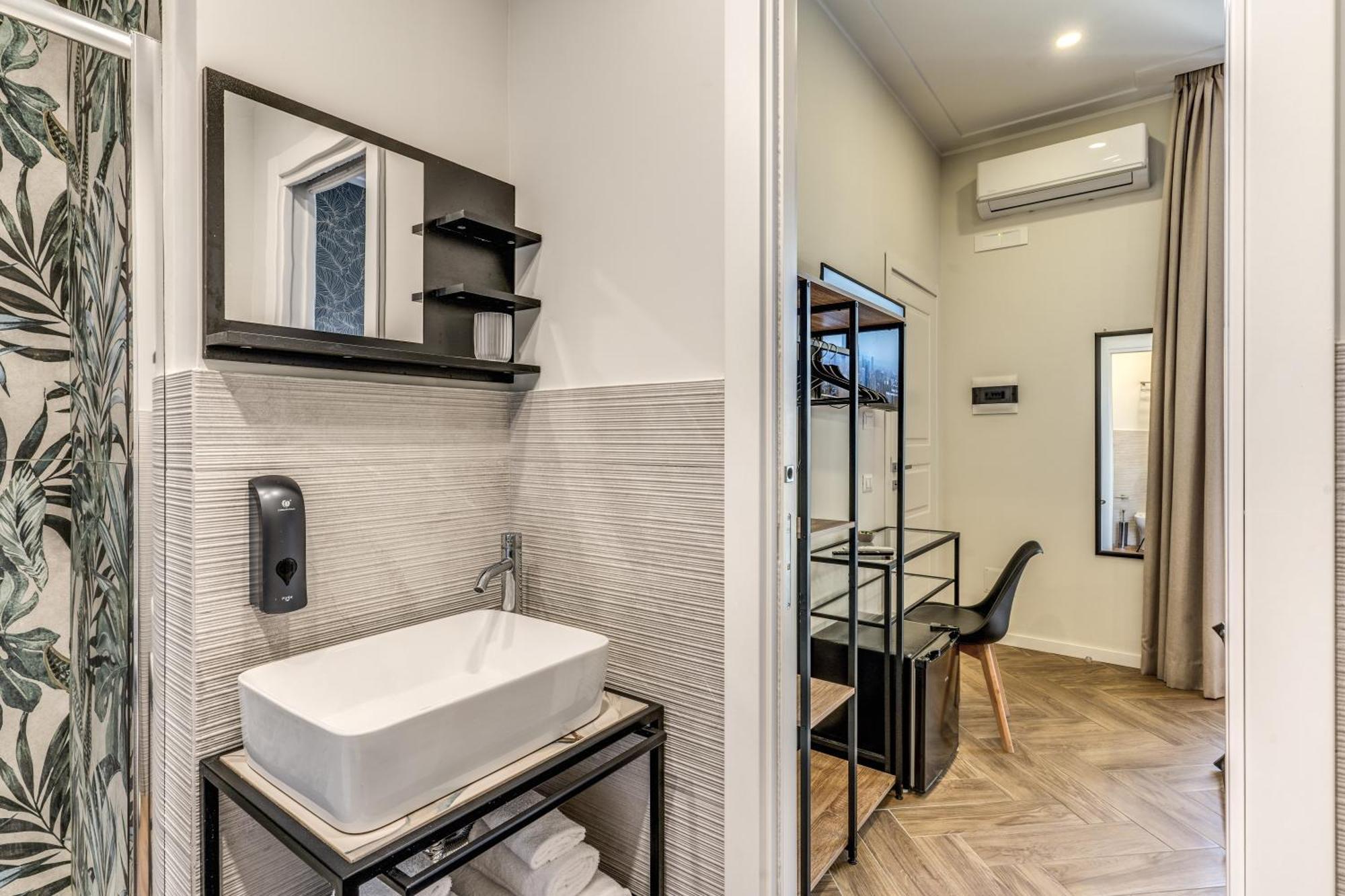 Gravina8 - Rooms In Наполи Екстериор снимка