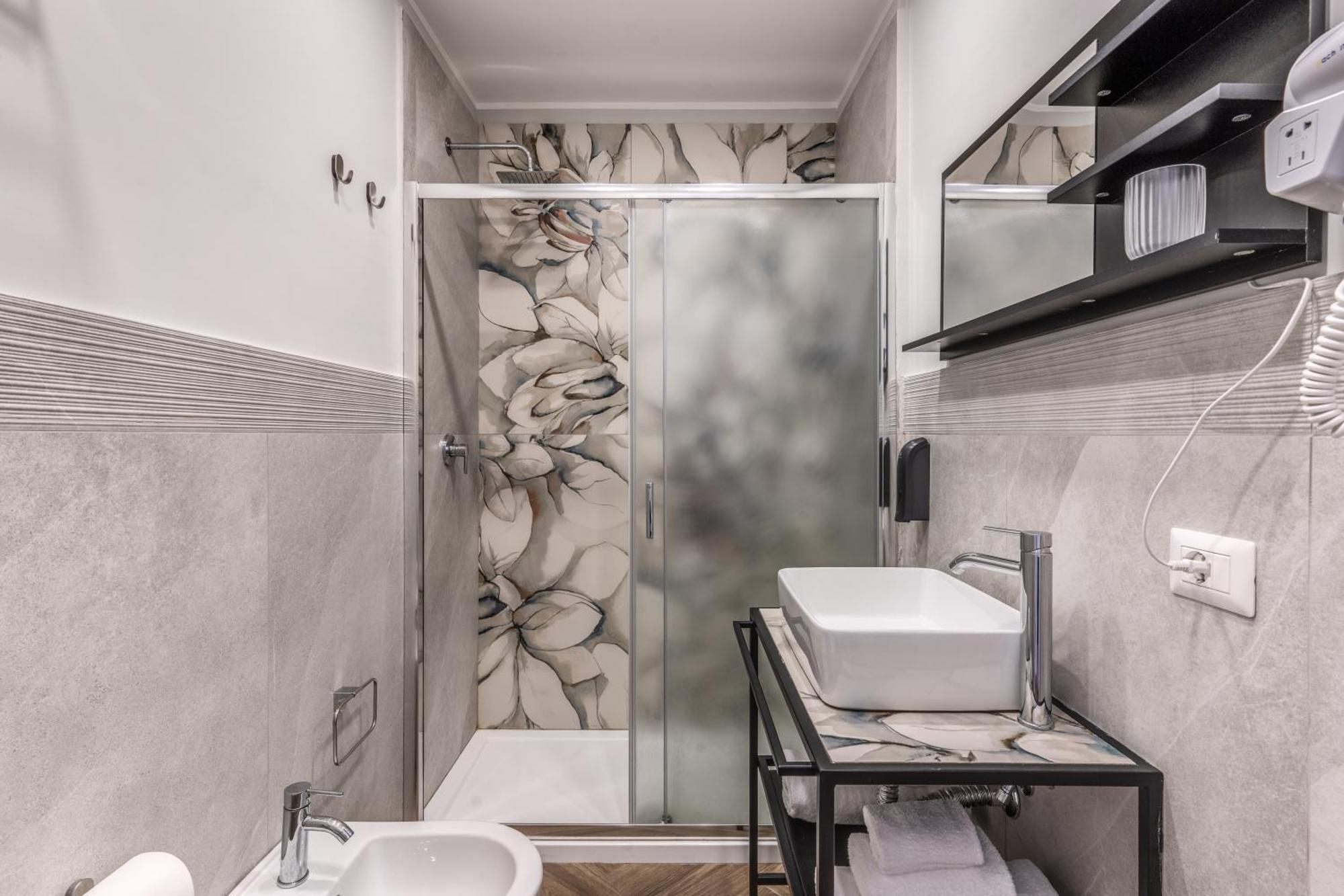 Gravina8 - Rooms In Наполи Екстериор снимка